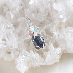 Sapphire necklace 第1張的照片