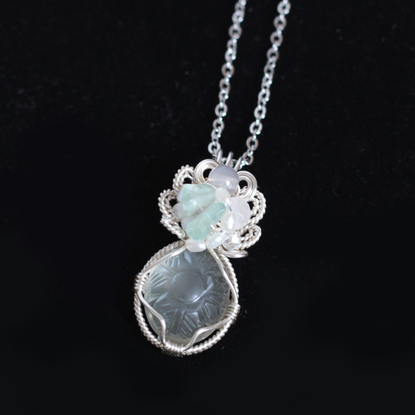 Moonstone necklace 第5張的照片