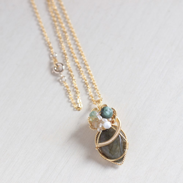 Labradorite necklace 第2張的照片