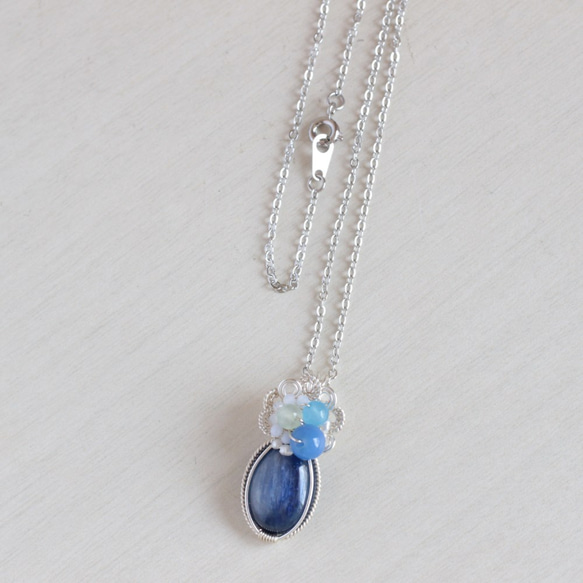 Kyanite necklace 第2張的照片