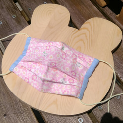 Wガーゼの立体マスク❋子供用❋《花くま●ピンク》 1枚目の画像