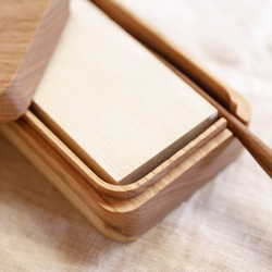 木のバターケース(クルミ材・バターナイフ付き) 1枚目の画像