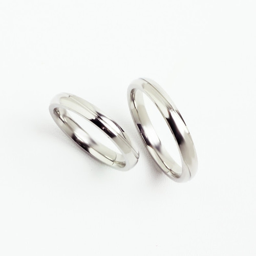 天然石ダイヤモンド0.015ct ウェーブマリッジリング 結婚指輪 名