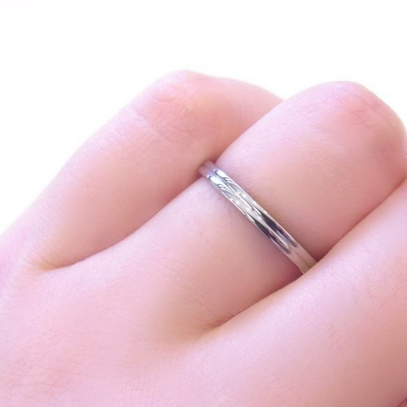 〈北欧スタイルの結婚指輪〉鏡面仕上げ ステンレス316L 指輪  刻印 メッセージを〈2本セット価格〉 5枚目の画像