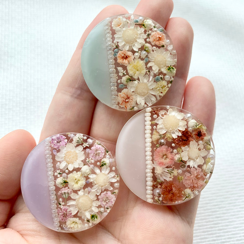 ブローチ ✩*॰本物のお花を✩*॰ ストーンつき