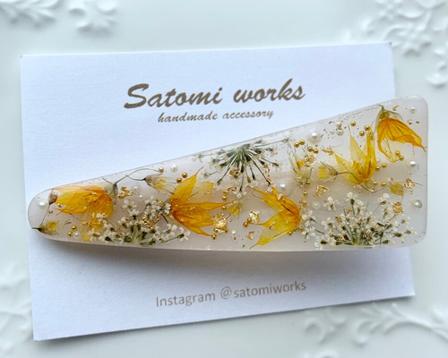 ❇︎ボタニカル ヘアクリップ❇︎ アンティーク レジン パール お花  