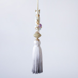 【特集掲載】12ヵ月の誕生石から選べる天然石 お守り提灯狐 きつねの帯飾り / 薄墨グラデーションタッセル 6枚目の画像