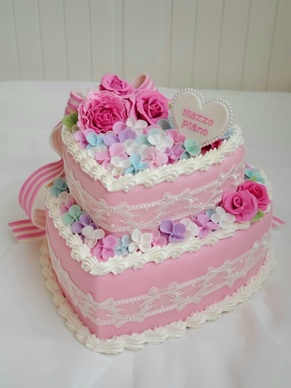 クレイケーキ ハート2段お花いっぱいケーキ その他アート 姫