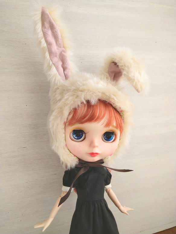 484.※ベージュのファーのうさ耳帽子※ブライスアウトフィット※ その他