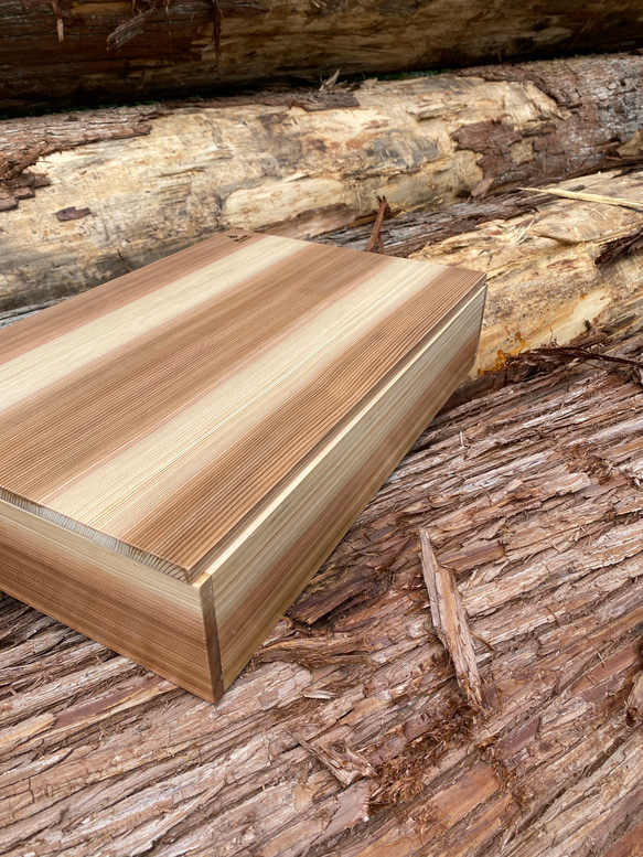 まな板木製　最高級品木箱入り 3枚目の画像