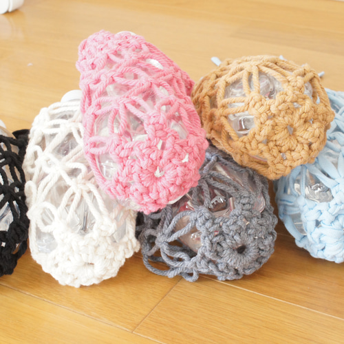 マクラメ編みペットボトルホルダー マクラメ編みのボトルホルダー（取り外せるタイプ）オーガニック