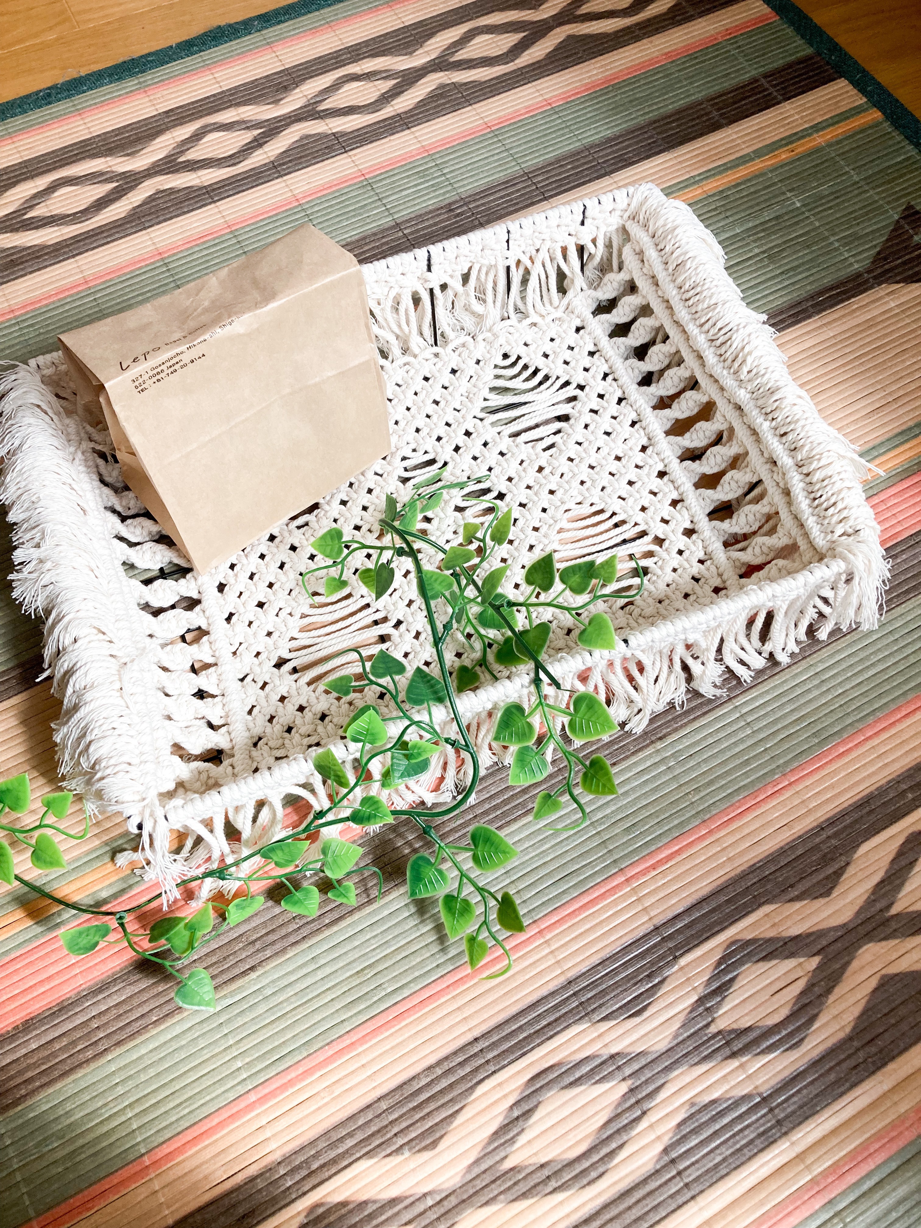 マクラメ　収納ラック