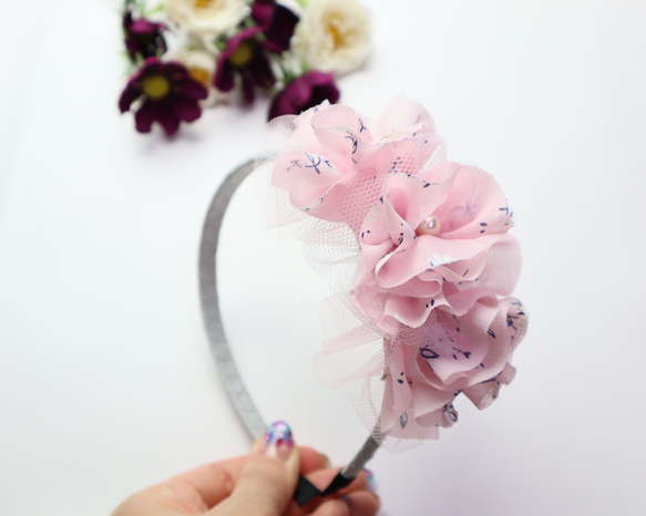 ⭐︎ミニフラワーカチューシャ⭐︎　ピンク　ヘアアクセサリー　キッズ　ヘッドドレス　入園式　入学式　卒園式 3枚目の画像