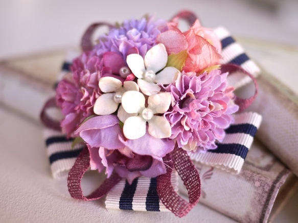 紫色胸花（條紋緞帶）【適合入學典禮、畢業典禮、母親節禮物。親子搭配】 第1張的照片