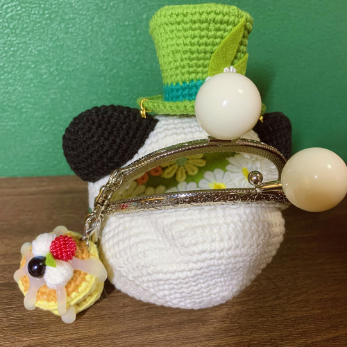 パンダがま口財布 編みぐるみ (受注生産) がま口 Amigurumi工房