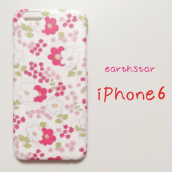 ピンク＆ホワイト 手書き風花柄  iPhone6・iPhone6s 1枚目の画像
