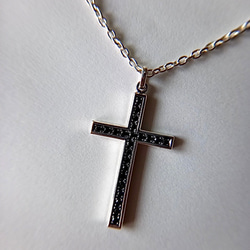 SV925 Black Dia Initial Cross Pendant 2枚目の画像