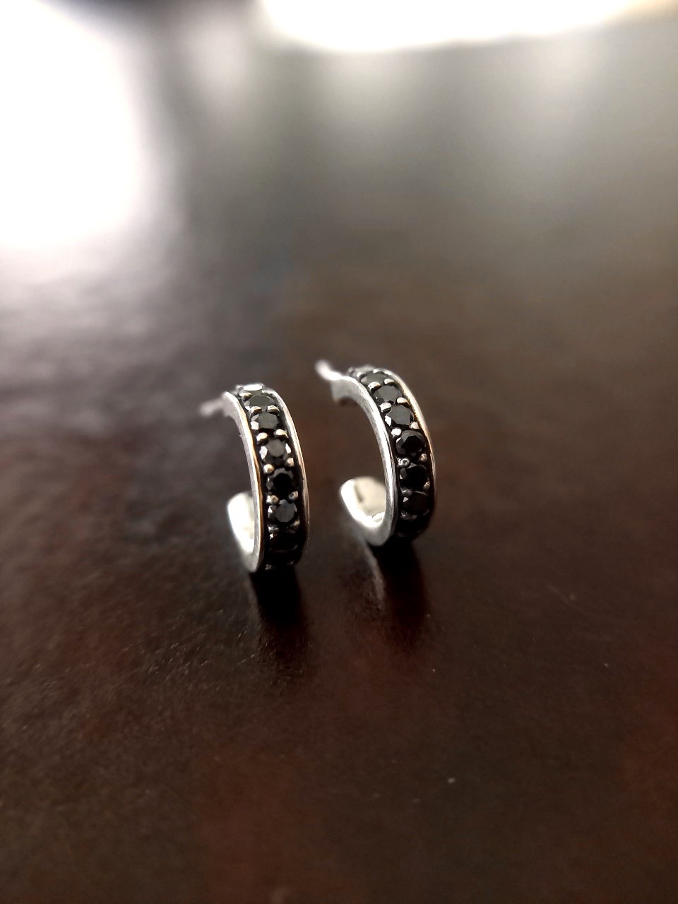 SV925 Black Dia Eternity Pierce