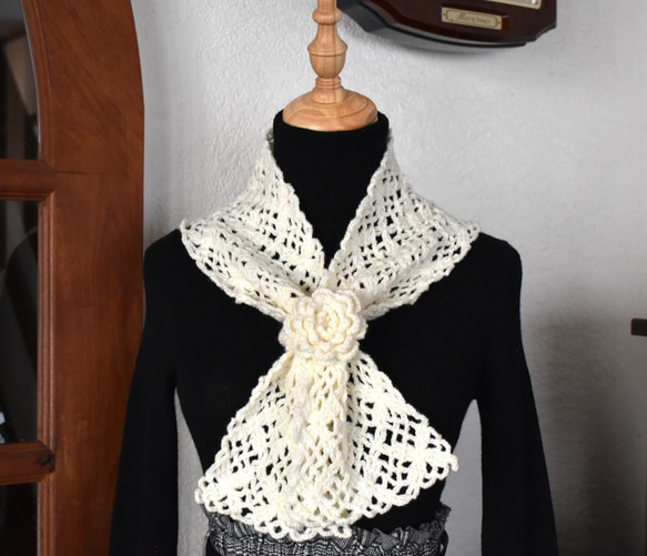 極美品★ロシアンセーブルコサージュ付き編み込みマフラー 極美品☆ロシアンセーブルコサージュ付き編み込みマフラー