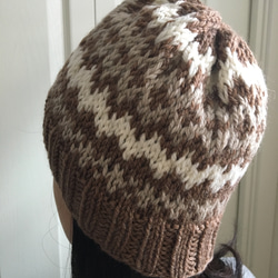 極太毛糸の編み込み帽子 2枚目の画像