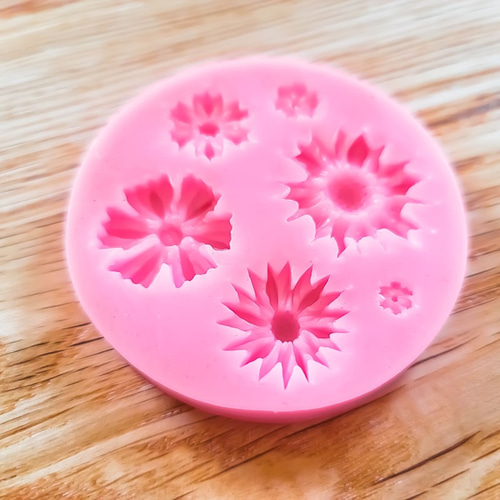 コスモス様ご確認用ページ レジンで写真チャーム オーダー品