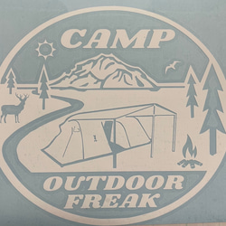 キャンプステッカー　カマボコ型テント　アウトドアライフ　白　日中バージョン 2枚目の画像