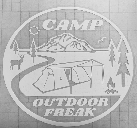キャンプステッカー　カマボコ型テント　アウトドアライフ　白　日中バージョン 3枚目の画像