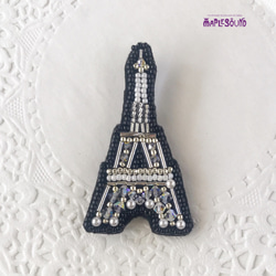 ビーズ刺繍ブローチ　La Tour Eiffel  (エッフェル塔) 6枚目の画像