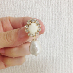 ♡再入荷♡ white×whiteイヤリング 2枚目の画像