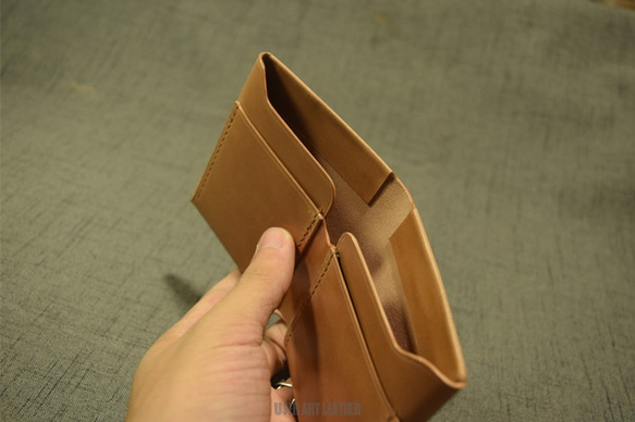 受注製作　カードポケット×2　新喜皮革コードバン　ミニマム財布　生成りカラー　オーダーメイド 4枚目の画像