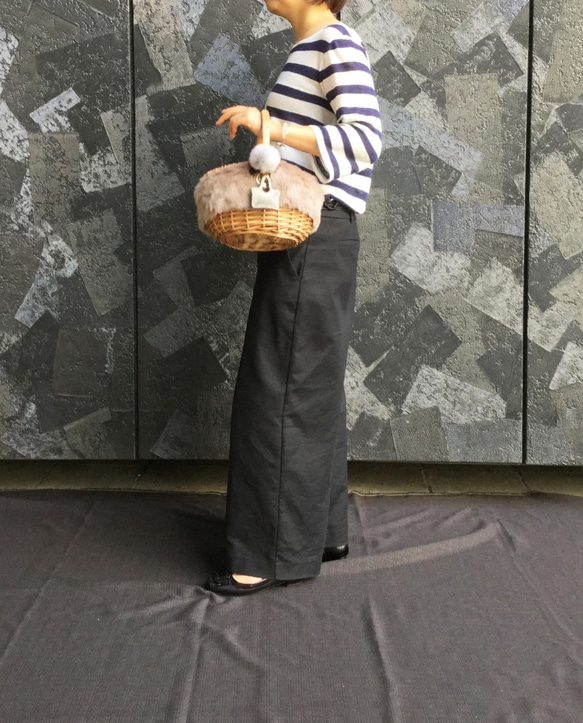 【在庫一掃セール】　超特価　ファー付きかごバッグ　ふわふわかごバッグ　秋冬バケツ型かごバッグ 5枚目の画像