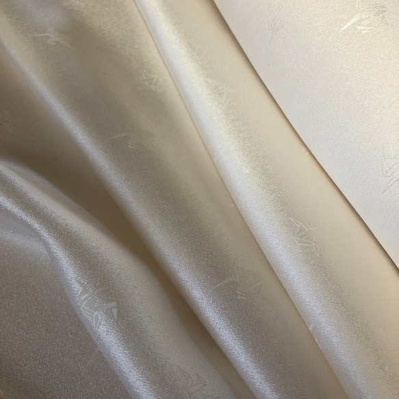 232 豪華不織布マスクカバー　ゴージャス刺繍チュールレース　肌面✨最高級シルク 7枚目の画像