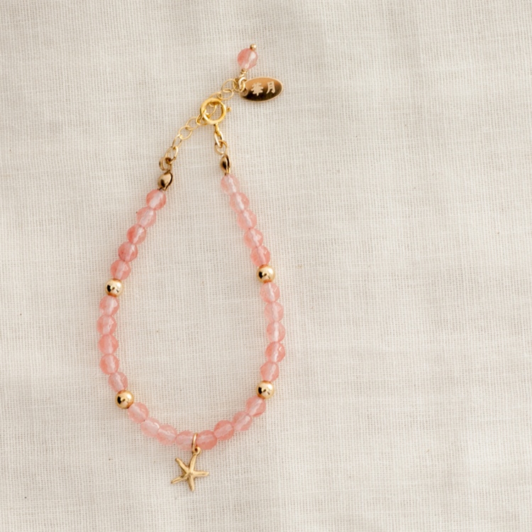 チェリークオーツのブレスレット 赤海星