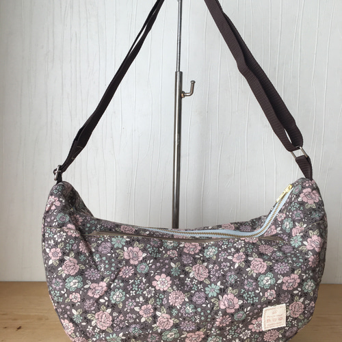 YUWA花柄2wayショルダーバッグ Hana*Hana ショルダーバッグ Hana