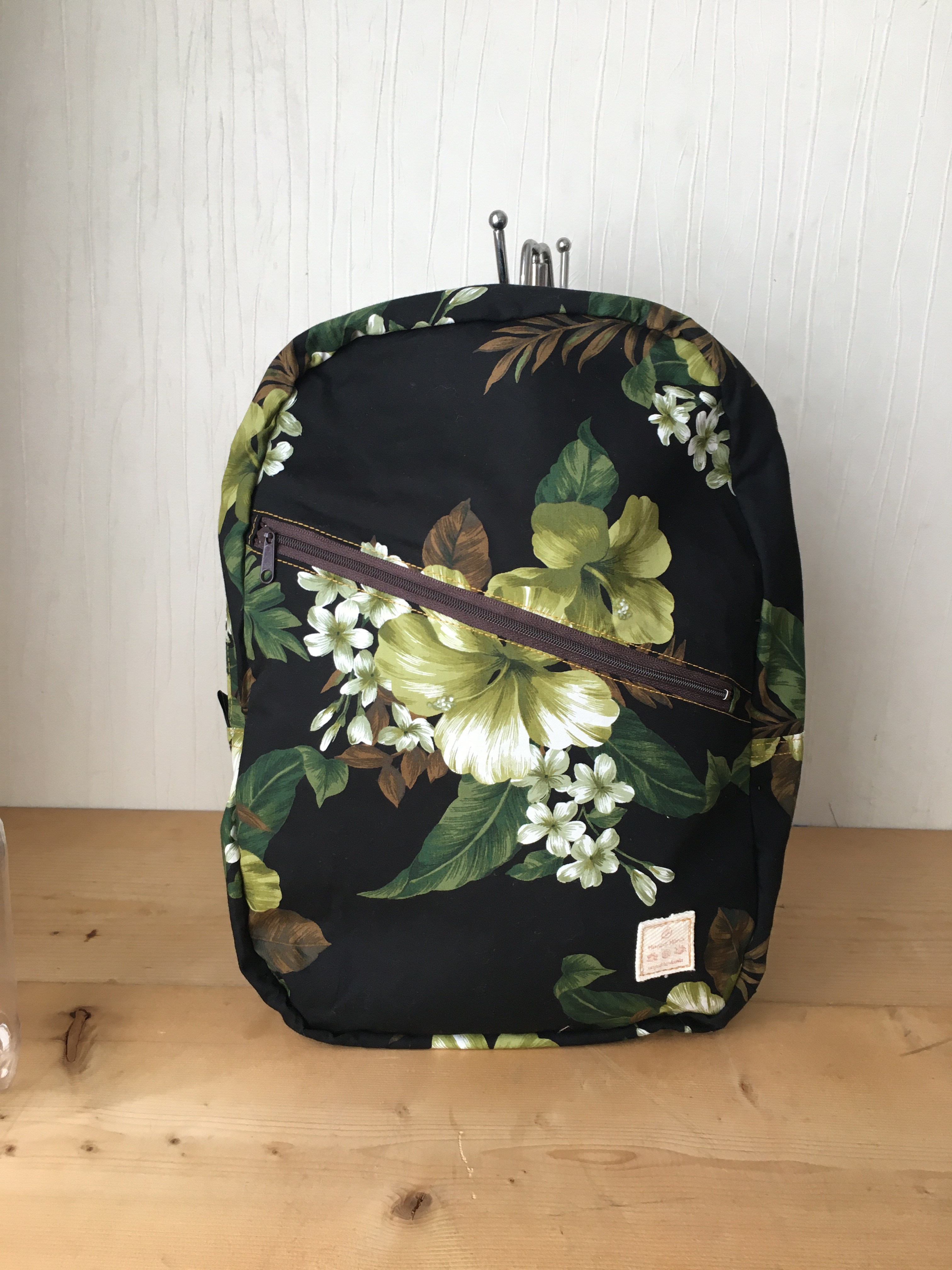 ハワイアン　リュック　Hana*Hana