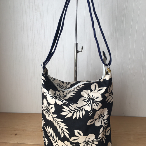 ハワイアン ワンショルダーバッグ S Hana*Hana ショルダーバッグ Hana  