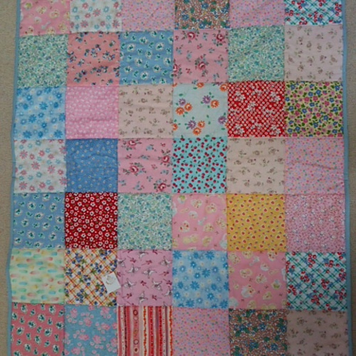 四角パッチワークのベビーキルト 雑貨・その他 mittie-patch