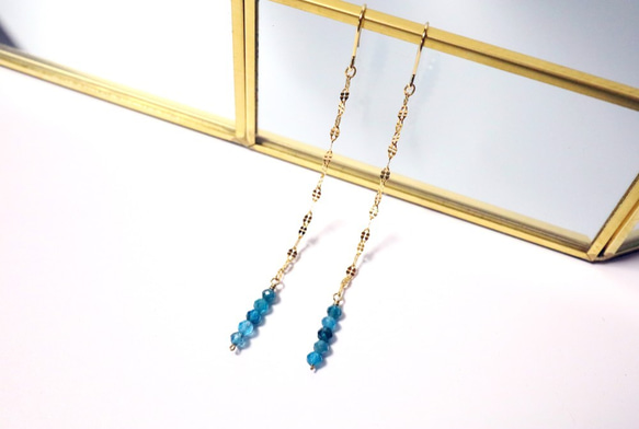 【特集掲載】不朽の輝き/ブルーアパタイト ピアス TIMELESS GLOW Blue apatite  P0103 1枚目の画像