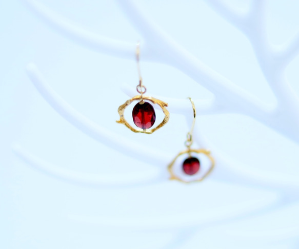 Valhalla garnet pierced earrings P0107 第7張的照片