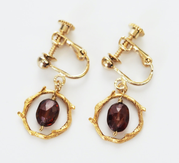 ヴァルハラ/モザンビーク産ガーネットのイヤリング Valhalla garnet earrings E0007 2枚目の画像