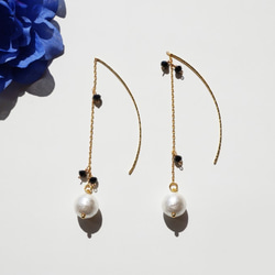 Noir et blanc Cotton Pearl Elégant earrings 第2張的照片