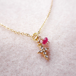 Ruby&Shining Cross necklace N0017 第1張的照片