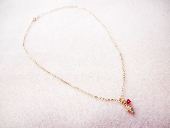 Ruby&Shining Cross necklace N0017 第3張的照片