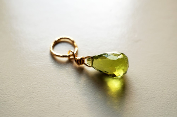 14kgf 護身符 魅力 橄欖石 Peridot Amulet Charm（14kgf） T0008 第1張的照片