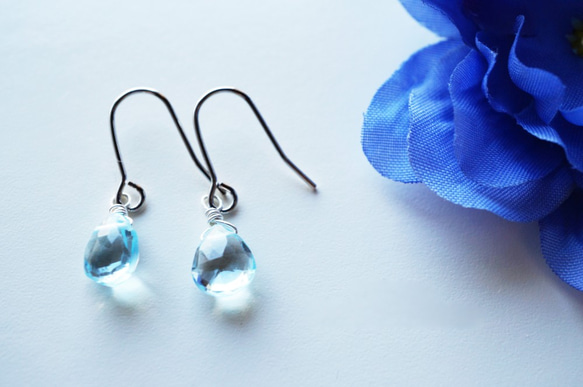 宝石質スカイブルートパーズ ピアス Sky Blue Topaz earrings  P0015 1枚目の画像