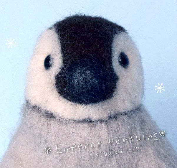 皇帝ペンギン（コウテイペンギン）の赤ちゃん 羊毛フェルト studio 