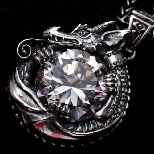 魔術師マーリンのお守り ／ ドラゴン（龍）シルバーストーンペンダント