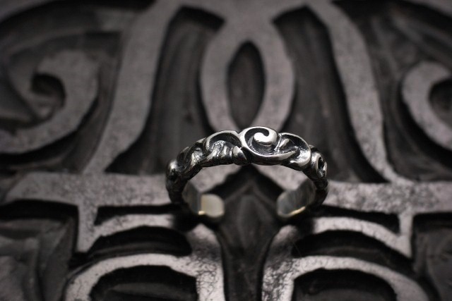 アラベスク　イヤーカフ