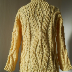 イエローモヘアの模様編みセーター 4枚目の画像