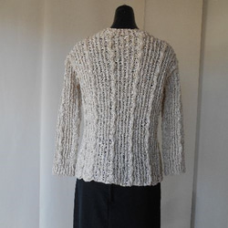 アイボリーの模様編みセーター 3枚目の画像